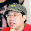 亚洲免费在线播放